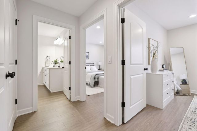 634 Franklin Street, Roberts, WI 54023