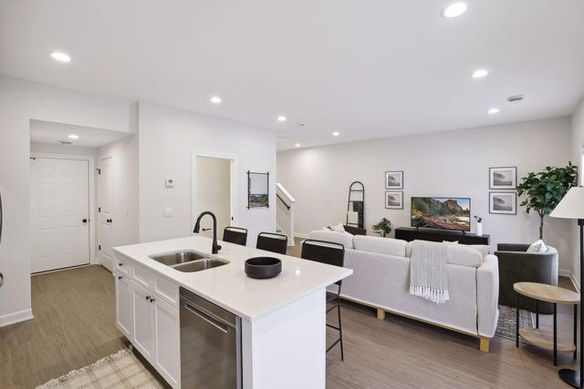 634 Franklin Street, Roberts, WI 54023