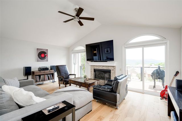 6621 Mesa HOLW, Austin, TX 78750