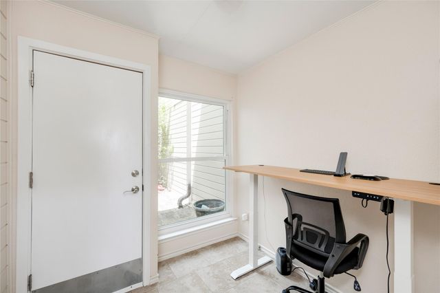 6621 Mesa HOLW, Austin, TX 78750