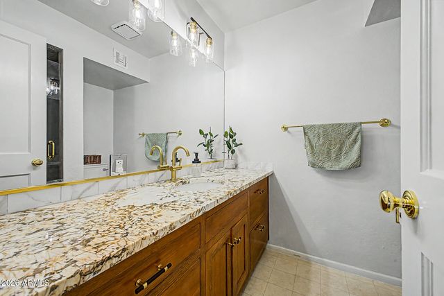 309 W FLYNN Lane, Phoenix, AZ 85013