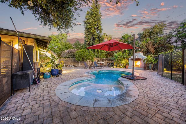 309 W FLYNN Lane, Phoenix, AZ 85013