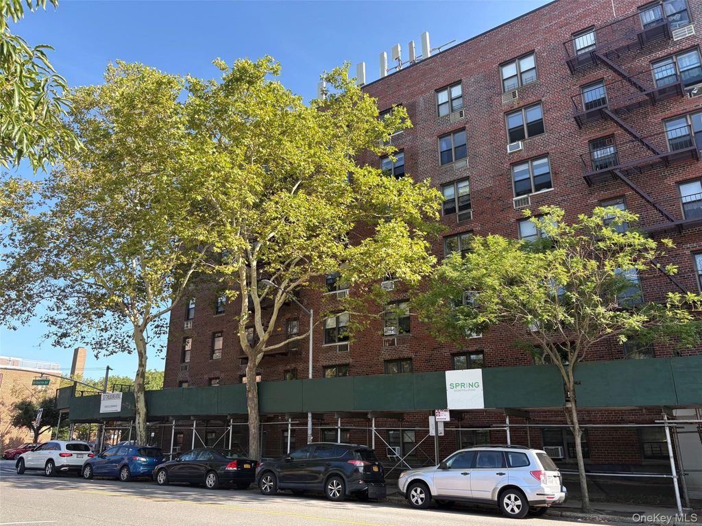 152-72 Melbourne Avenue 1D, Flushing, NY 11367 — exterior