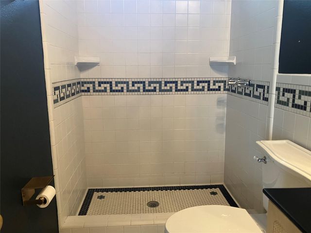 1916 W 39th ST, Austin, TX 78731