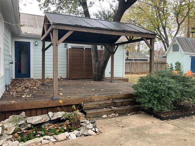 1916 W 39th ST, Austin, TX 78731