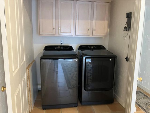 1916 W 39th ST, Austin, TX 78731