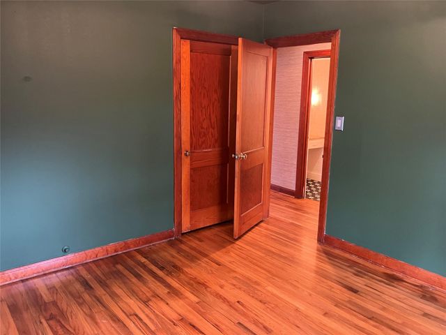 1916 W 39th ST, Austin, TX 78731