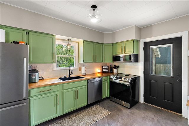 539 King Street, Ionia City, MI 48846