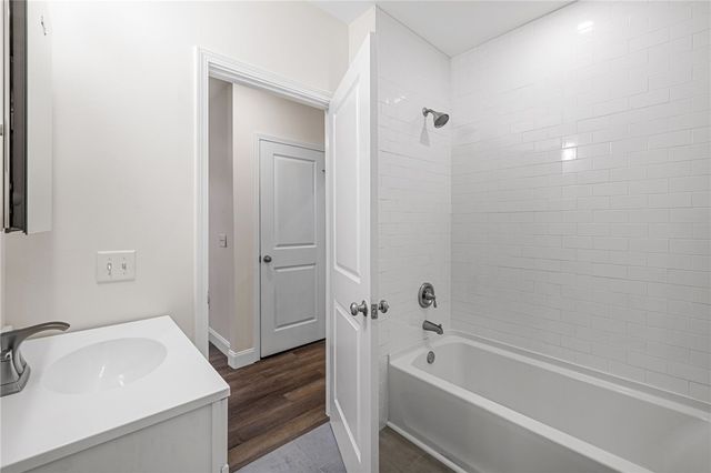 438 N Fairmount 1, Garfield, PA 15206