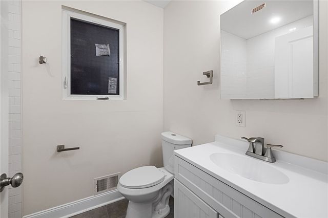 438 N Fairmount 1, Garfield, PA 15206