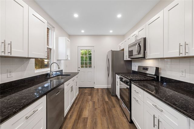 438 N Fairmount 1, Garfield, PA 15206