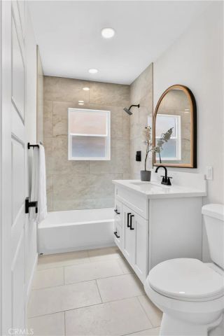 5924 Lewis Ave, Long Beach, CA 90805