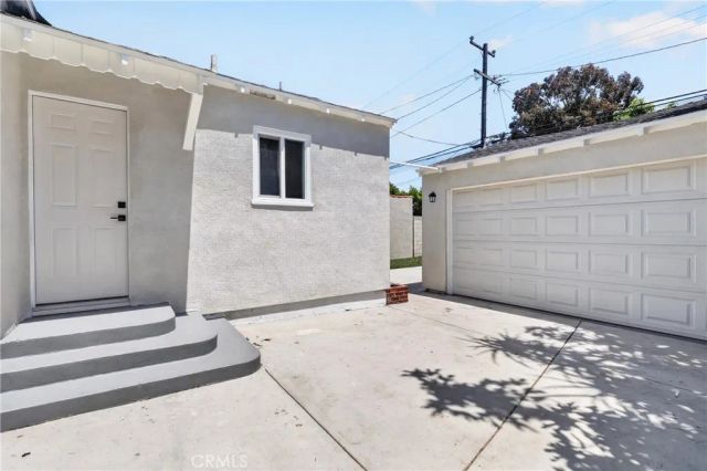 5924 Lewis Ave, Long Beach, CA 90805
