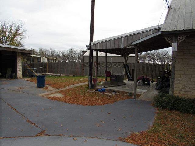 113 My Road, Bastrop, TX 78602