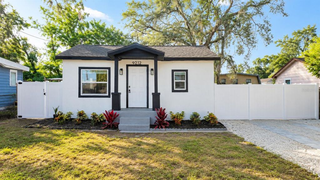 9212 N BROOKS STREET, Tampa, FL 33612