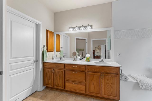 414 Deer Meadow CIR, Georgetown, TX 78633
