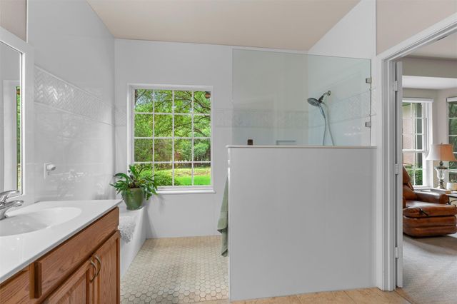 414 Deer Meadow CIR, Georgetown, TX 78633