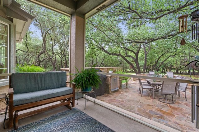 414 Deer Meadow CIR, Georgetown, TX 78633