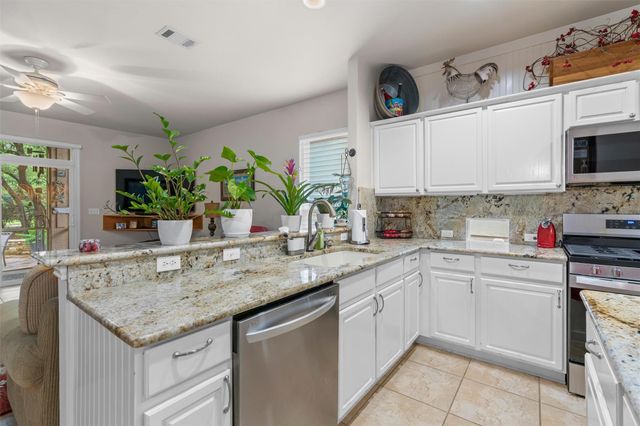 414 Deer Meadow CIR, Georgetown, TX 78633
