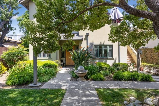 112 S Roosevelt, Pasadena, CA 91107