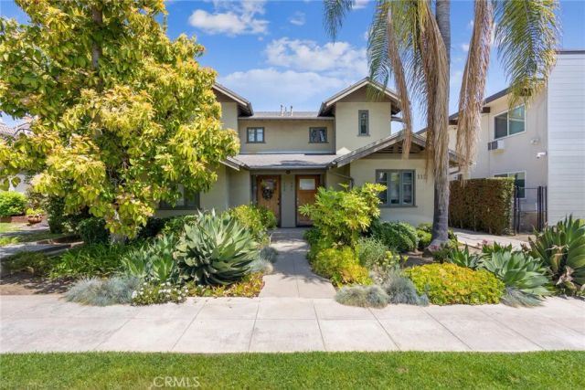 112 S Roosevelt, Pasadena, CA 91107