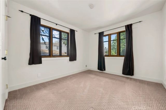 112 S Roosevelt, Pasadena, CA 91107