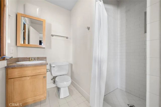 112 S Roosevelt, Pasadena, CA 91107