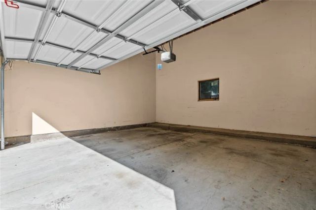 112 S Roosevelt, Pasadena, CA 91107