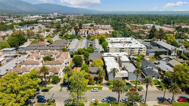 112 S Roosevelt, Pasadena, CA 91107