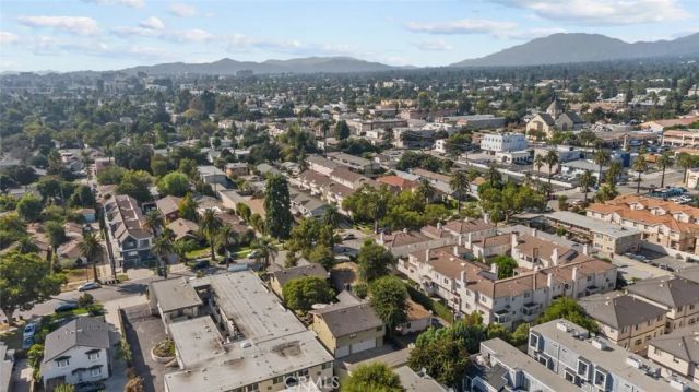 112 S Roosevelt, Pasadena, CA 91107