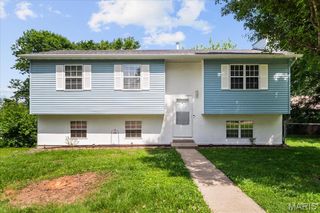 14 Damask Court, Belleville, IL 62220