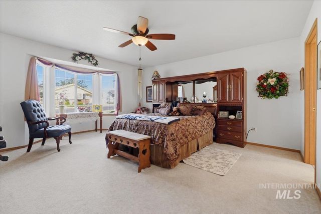 606 N Sterling St, Nampa, ID 83651