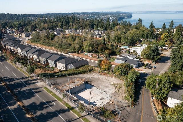 27905 pacific Highway S, Federal Way, WA 98003