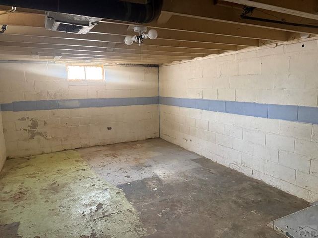 2405 W 15th St, Pueblo, CO 81003
