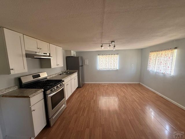 2405 W 15th St, Pueblo, CO 81003