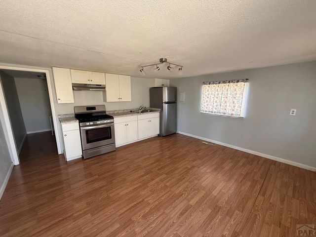 2405 W 15th St, Pueblo, CO 81003