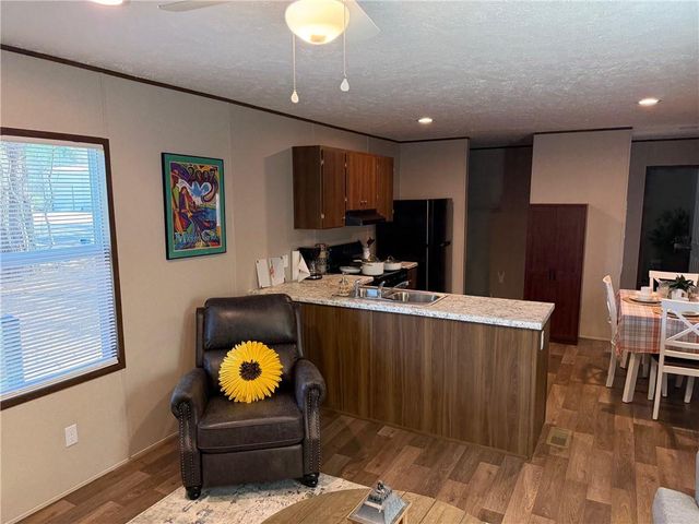 4719 HANDLEY Loop, Pineville, LA 71360