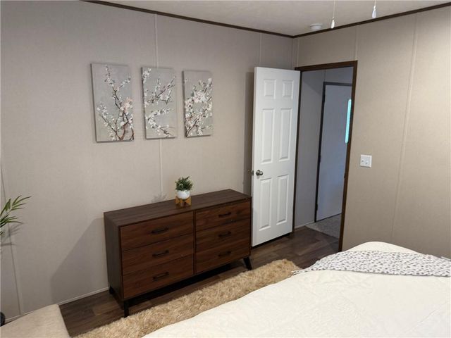 4719 HANDLEY Loop, Pineville, LA 71360