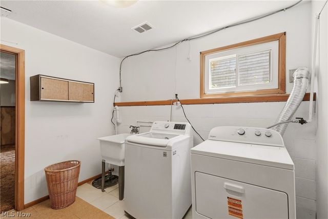 1137 Hillrock Drive, South Euclid, OH 44121