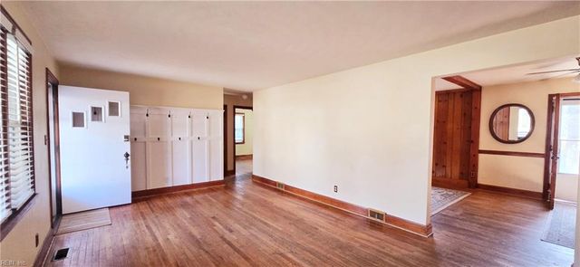 104 Cypress RD, Portsmouth, VA 23701