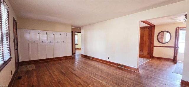 104 Cypress RD, Portsmouth, VA 23701