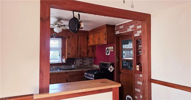 104 Cypress RD, Portsmouth, VA 23701