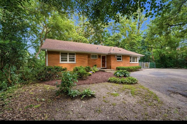 14545 Laporte Avenue, Midlothian, IL 60445