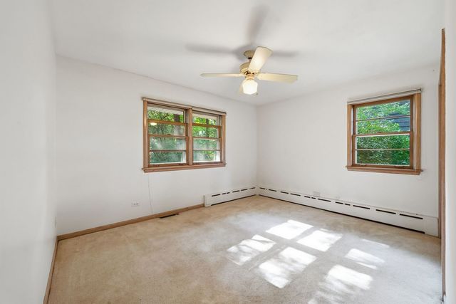 14545 Laporte Avenue, Midlothian, IL 60445