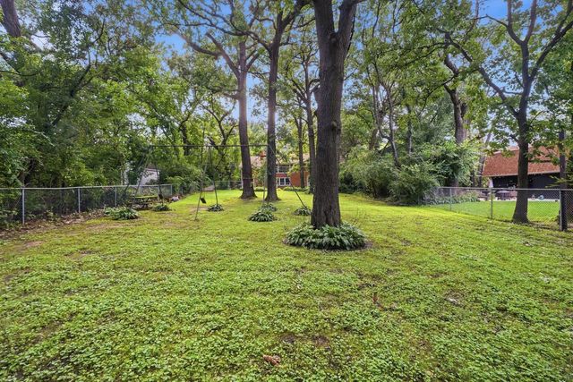 14545 Laporte Avenue, Midlothian, IL 60445