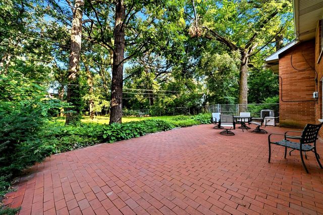 14545 Laporte Avenue, Midlothian, IL 60445