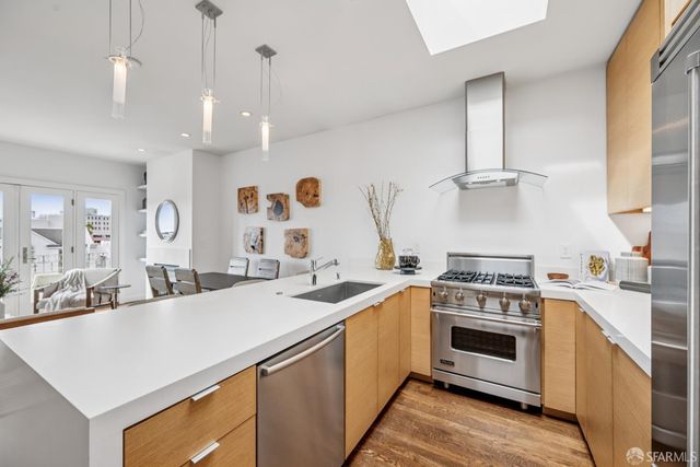 28 Parker Avenue 302, San Francisco, CA 94118