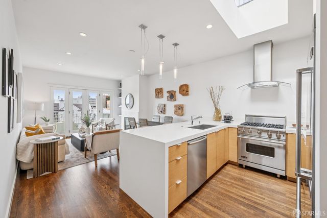 28 Parker Avenue 302, San Francisco, CA 94118