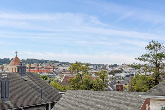 28 Parker Avenue 302, San Francisco, CA 94118