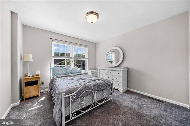 4001 SARAH CT, Collegeville, PA 19426